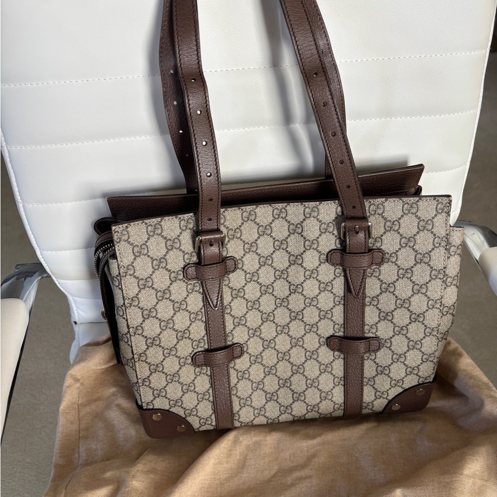 Gucci GG Supreme Tote Bag